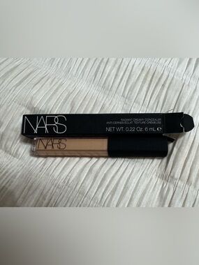 NARS Radiant Creamy Concealer Light 2.75 Beige NEW
